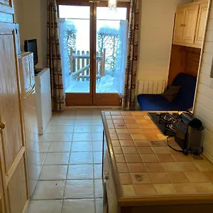 https://appartement-2-pieces-pieds-des-pistes-terrasse-face-a.hotels-rhonealpes.com